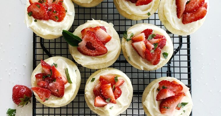 Strawberry Mint Shortbread Cookies